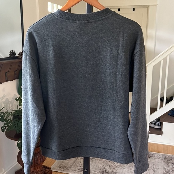 SCHITT’S CREEK Graphic Crewneck Sweatshirt Gray NWT Size Medium - Picture 10 of 12